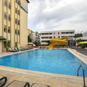 Hotel Kleopatra Beach