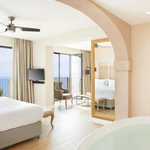 Hotel Nido, Mar Bella Collection