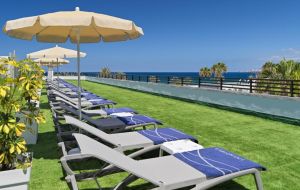 Hotel H10 Conquistador