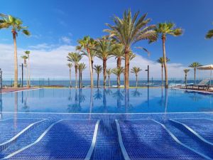 Hotel H10 Conquistador