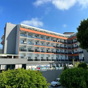 Side Golden Rock Hotel and Spa