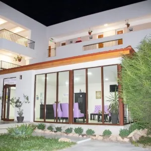Hotel Violeta