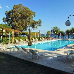 Hotel Mimoza Beach