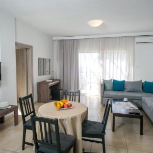 Crystallo Apartments