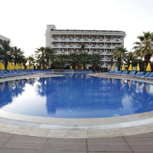 Hotel Aska Bayview Resort