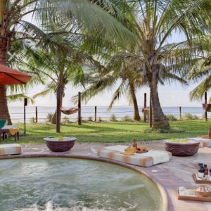 Hotel Sarova Whitesands Beach Resort and Spa