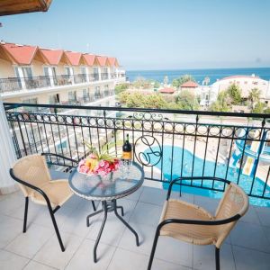 Loceanica Beach Resort
