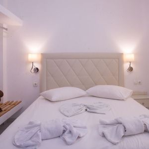 PENNYSTELLA APARTMENTS and STUDIOS