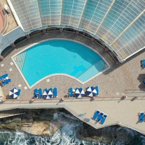 Hotel Paradise Bay Resort