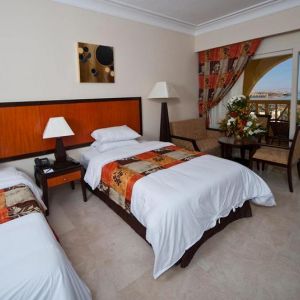 Hotel AMC Royal (ex AMC Azur)