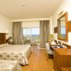 Hotel Amelia Beach Resort