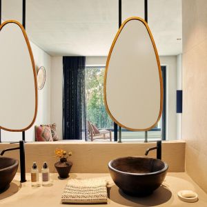 The Syntopia Hotel