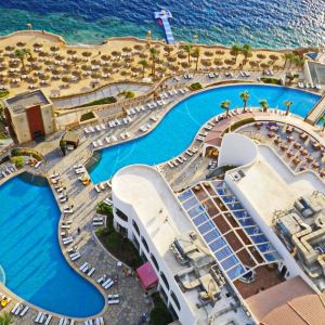 Reef Oasis Blue Bay Resort and Spa