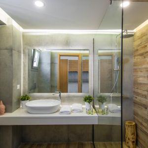 Mary Hotel and Mary Royal Suites