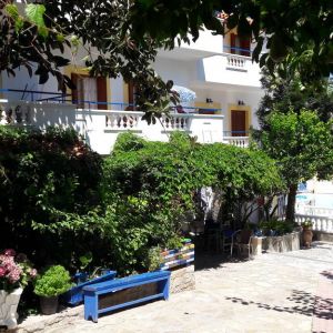 Zafiria Apartments