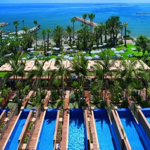 Hotel Amathus Beach