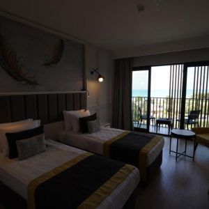 The Raga Side 16 Fine Dining Hotel Adult Only