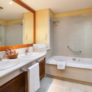 Hotel GF Gran Costa Adeje