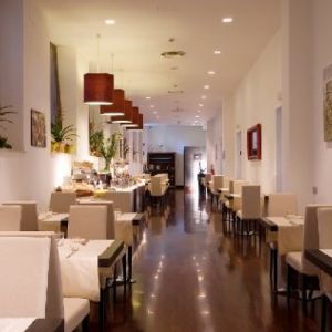 Hotel Excel Montenario