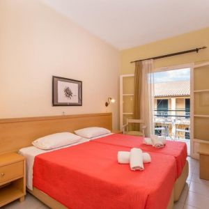 Hotel Across Opera Blue (Ex. Hotel Omiros)