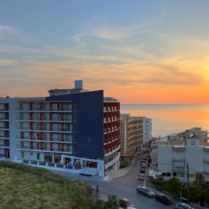 Hotel Semiramis City