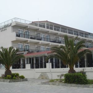 Hotel Hanioti GrandOtel