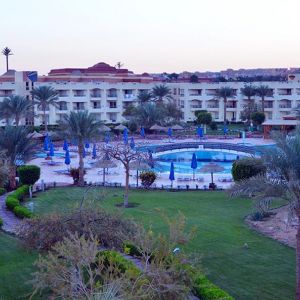 Hotel Aurora Oriental Resort