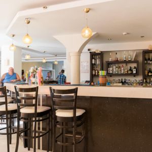 Zante Plaza Hotel and Apartments