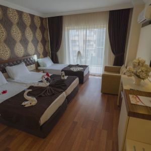 Hotel Armas Beach