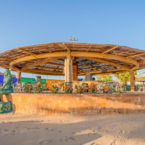 Ivy Cyrene Island Aqua Park Resort