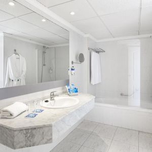 Sol Arona Tenerife (fost Tryp Tenerife)