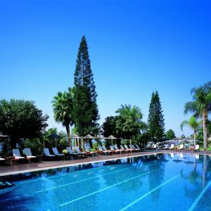 Hotel Amathus Beach