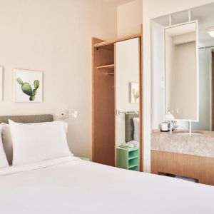 Captains Inn Hotel