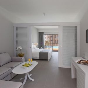 Hotel Princess Andriana Resort and Spa