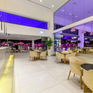 Tasia Maris Seasons Hotel