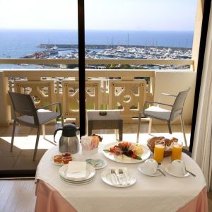 Hotel St Raphael Resort