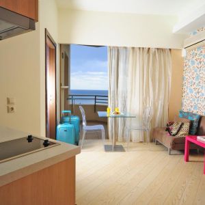 Steris Elegant Beach Hotel