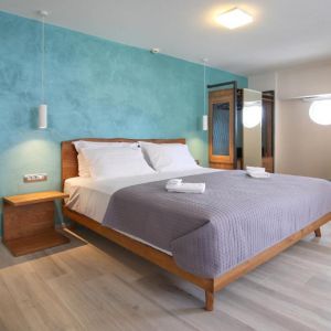 Sunrise Bay Apartments