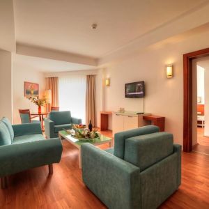 Hotel Zena Resort