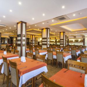 Hotel Kleopatra Ada Beach