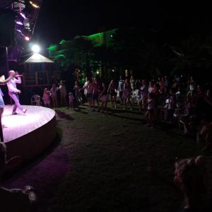 CASTLE PARK HOTEL