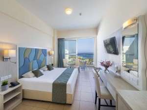 Tofinis Hotel