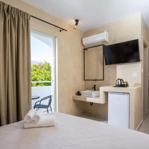 Atma Beach Rooms and Suites