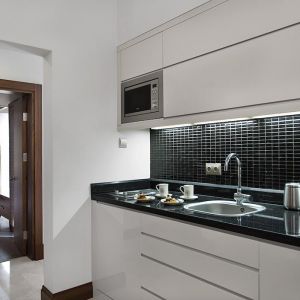 Akka Residence