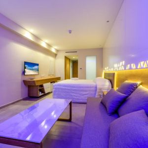 Tasia Maris Seasons Hotel