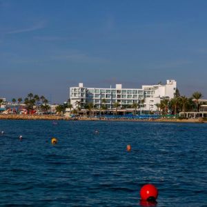 Limanaki Beach Hotel and Suites