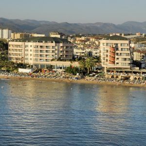 Hotel Aska Just In Beach