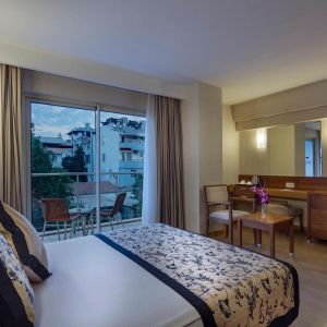 Trendy Side Beach Hotel