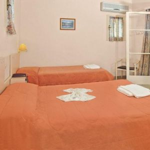 Hotel Mimoza Beach