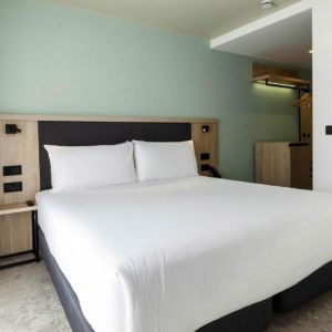 Hotel Levante St Julians, Affiliated by Melia